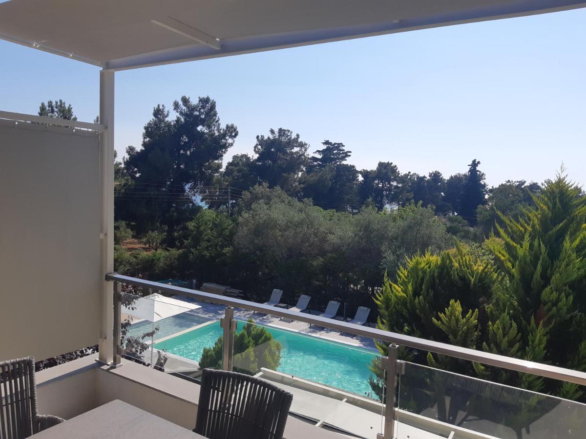 8 Boutique Suites Неа-Потидеа Экстерьер фото